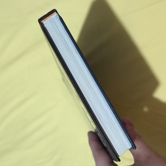 DOG MAN Book original start to the book series by Dav Pilkey - Picture 3 of 4